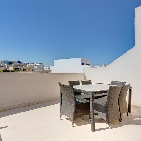 Fabulous Penthouse In A Prime Location *